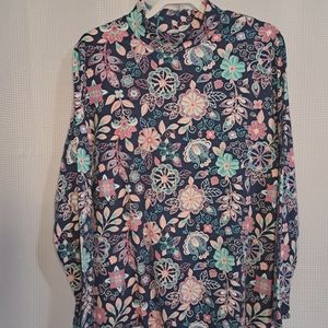 3/$25 Long Sleeve Multicolored Top Sz XL